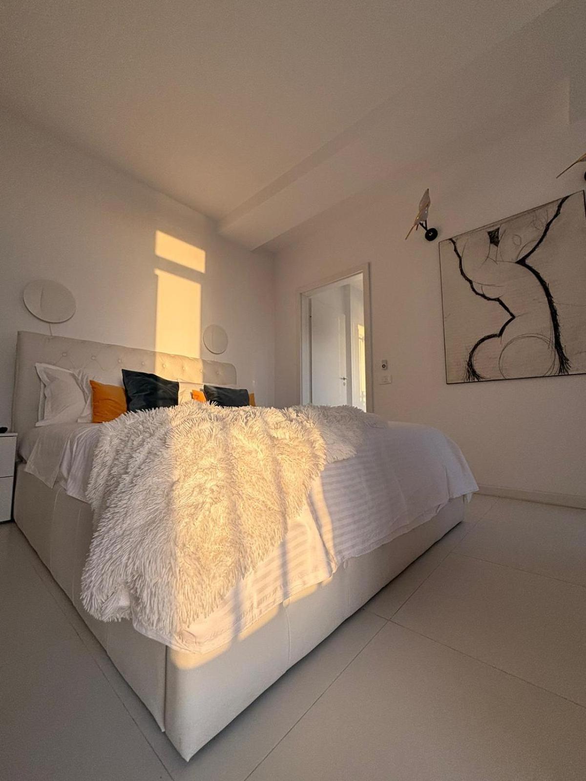 尼普顿Donna Alba Seaview Penthouse, Casa Ta De Pe Plaja公寓 外观 照片